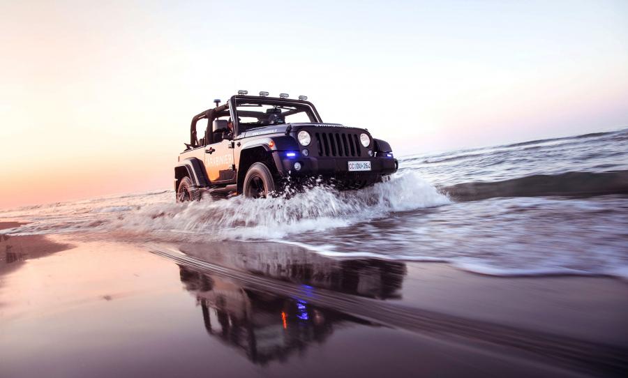  Jeep Wrangler Carabinieri (JK) 2018 года  (фото 14 из 17)